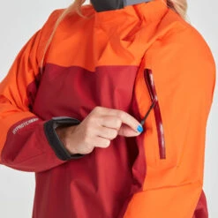 NRS Women's Endurance Splash Jacket -Boating Equipment Store 20011 07 PoppyVino Model Zipper 070121 1000x1000 39016.1657565571