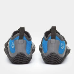 NRS Women's Kicker Wetshoe -Boating Equipment Store 30023 04 Poseidon 9 BackPair 091421 1000x1000 70473.1652554170