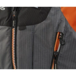 NRS Oso PFD -Boating Equipment Store 40072 01 Charcoal na Detail 061219 1000x1000 45726.1617300174